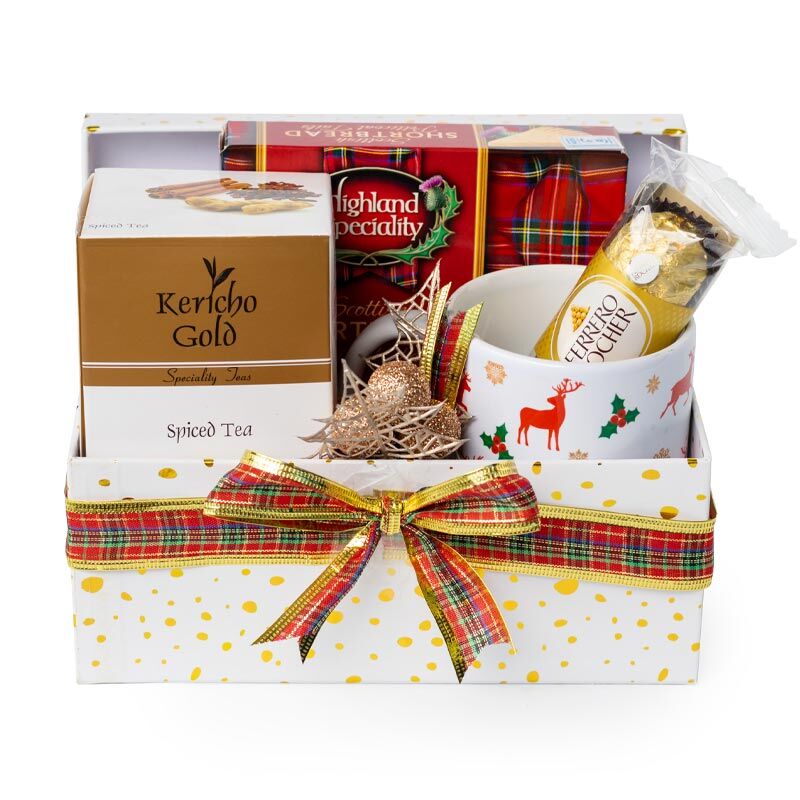 White with gold dots small box Shortbread Kericho gold spiced tea Mug Ferrero T3 Ribbons and decorative accessories